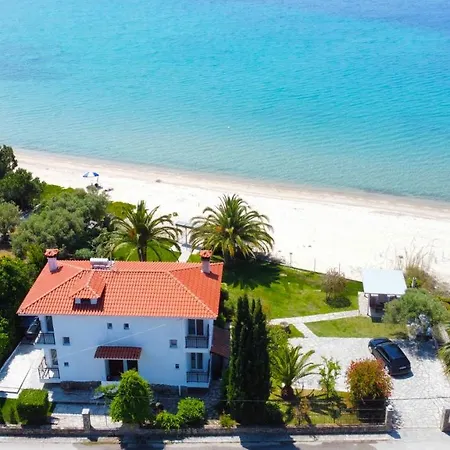 Παραθαλάσσια Βίλα Neos Marmaras Exterior photo